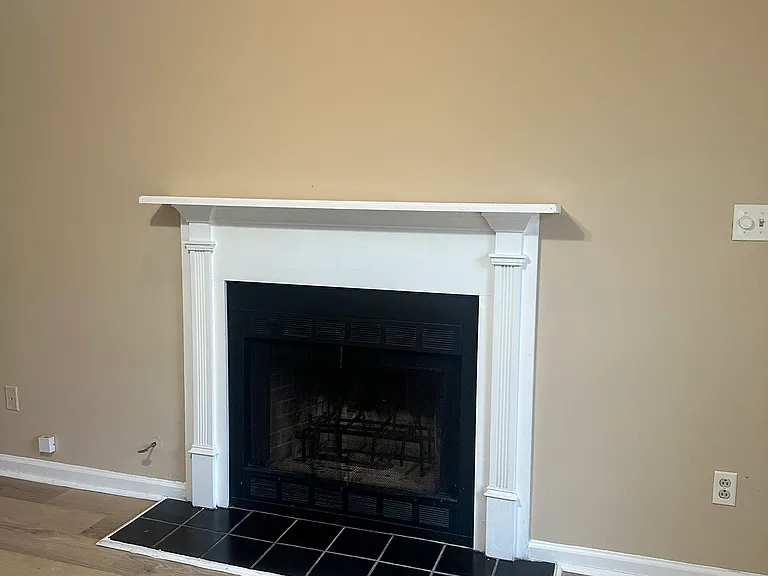 8034 S Bay Ct — Photo 3
