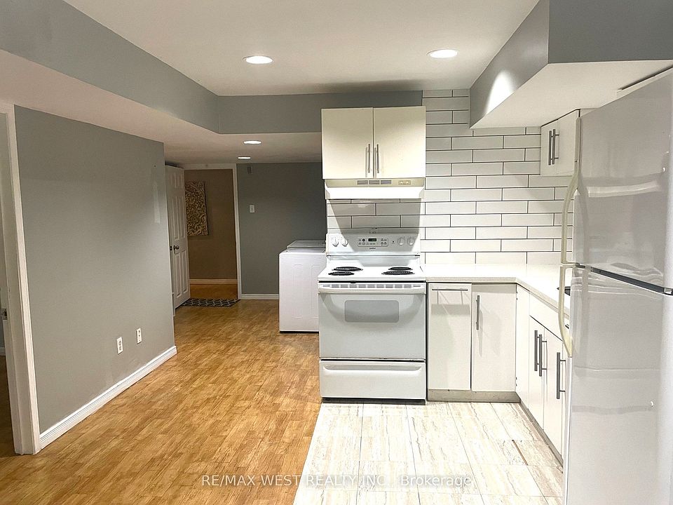 1st image of 34 Clune Pl #Basement