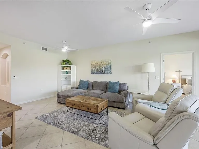 9525 Ironstone Ter #102 — Photo 4