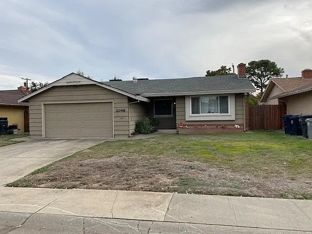 2048 Florin Rd photo 1