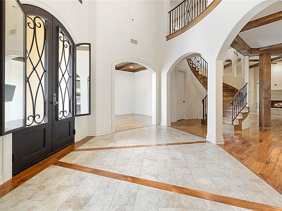 2nd image of 5434 Bondy Pl