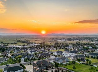 1872 S Maple Hills Dr, Perry, UT 84302