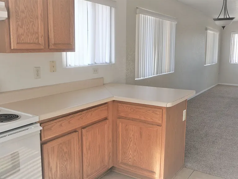 4410 Buena Loma Way #D — Photo 9