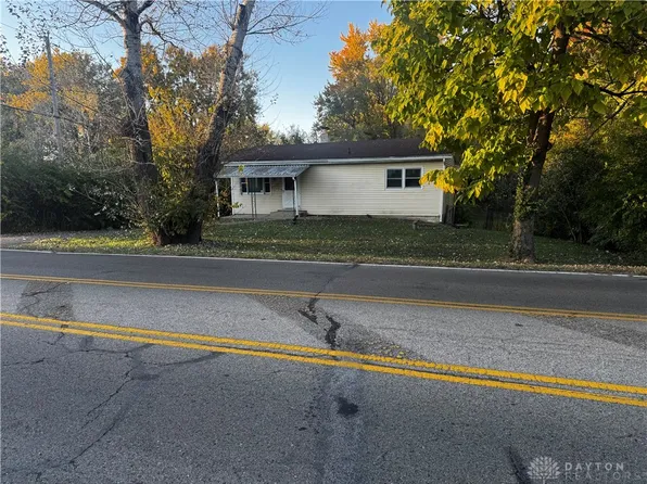 2986 Old Yellow Springs Rd, Fairborn, OH 45324