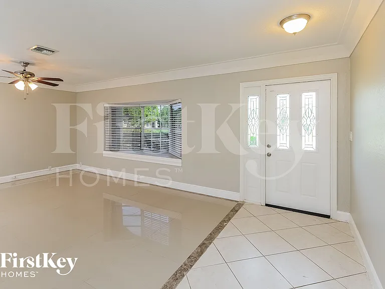 3631 NW 108th Dr — Photo 3