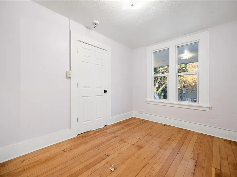 125R Ruxton Ave #3 — Photo 11