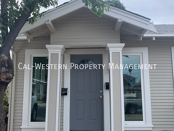 2nd image of 435 Vaughn Ave #A