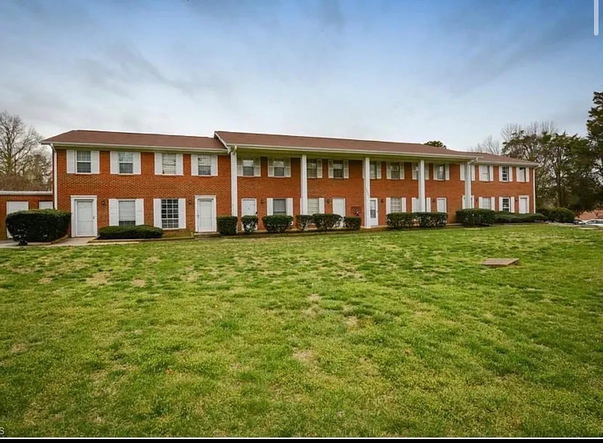 1307-C West Meadowview Road - 1 — Photo 1