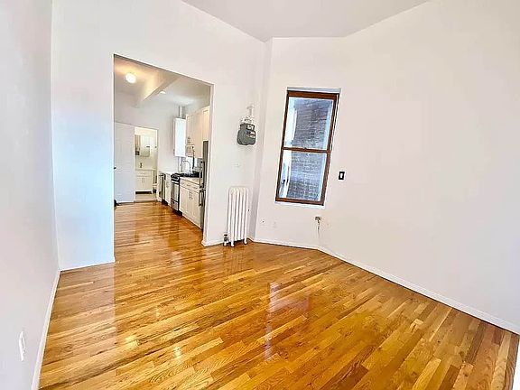 3rd image of 249 W 11th St APT 5E