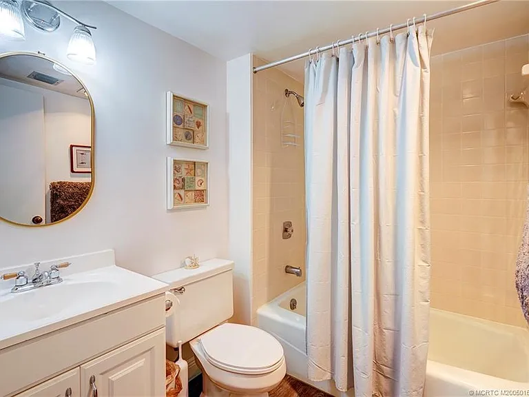 5563 NE Gulfstream Way — Photo 17
