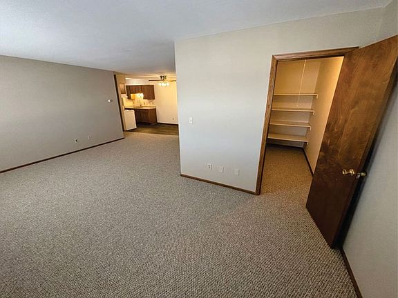 5th image of 1033-1095 Lowell Dr #10956
