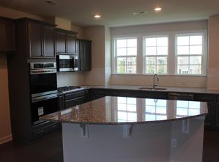 7835 Reunion Row Dr, Charlotte, NC 28277