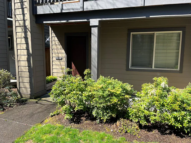 14260 SW Compass Dr — Photo 1