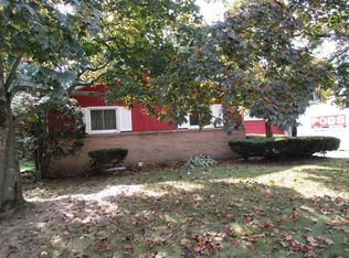 2025 Markham St, Manitowoc, WI 54220