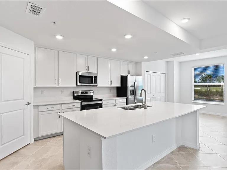 12440 Wellen Golf St #104 — Photo 6