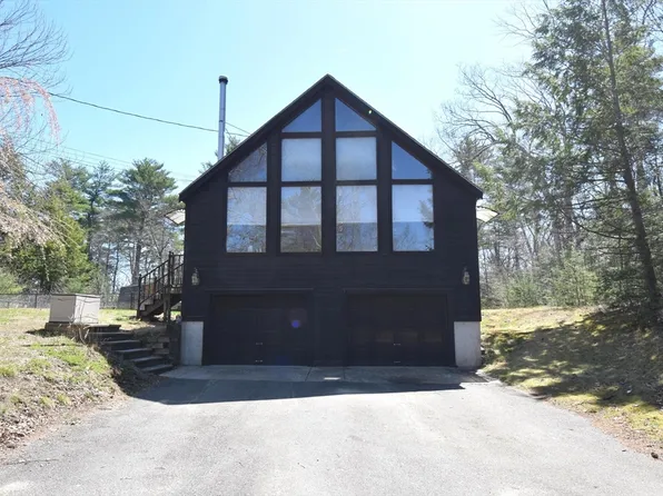 9 Ann Hannagan Ln, Kingston, NH 03848