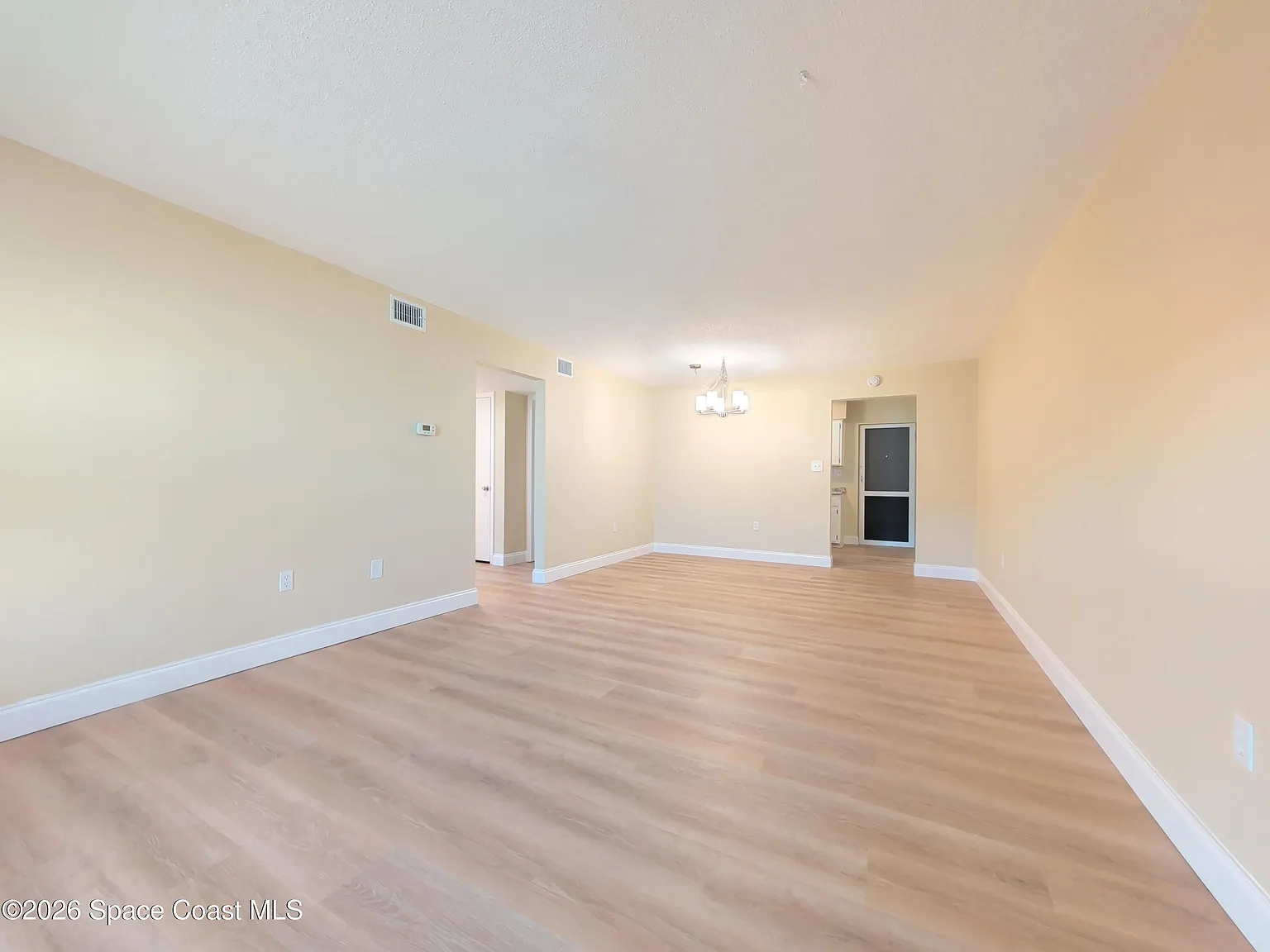 2 bed, 2.0 bath, 1023 sqft, $1,500 — Photo 4