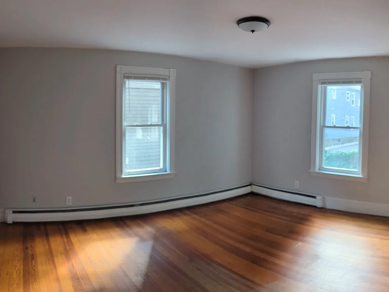 2 bed, 1200 sqft, $2,400 — Photo 1