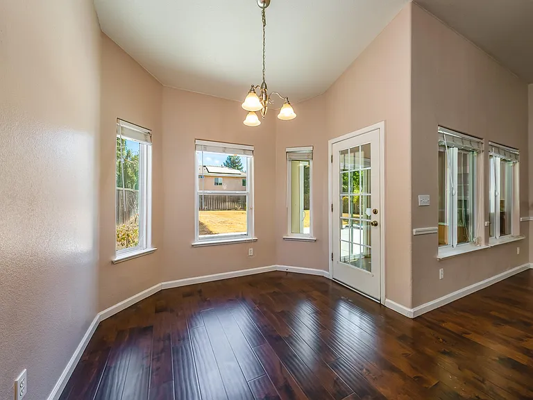 5857 W Millbrae Ave — Photo 9