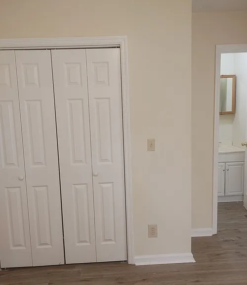 462 Bussey Ave — Photo 20