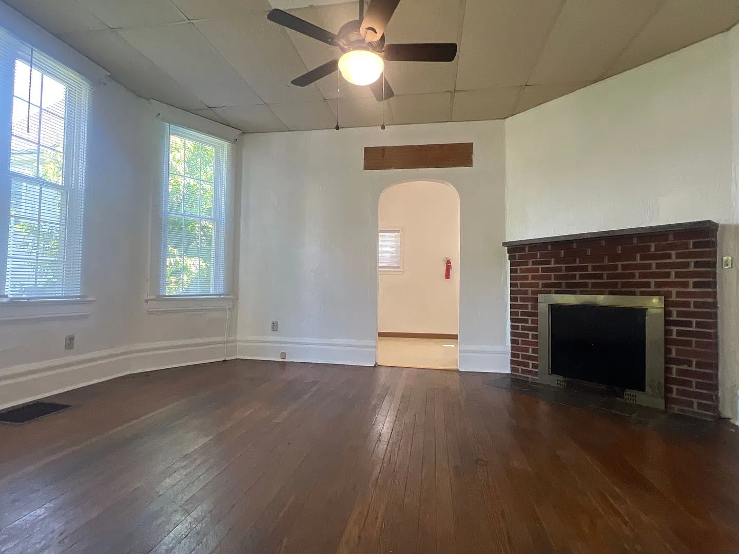 421-425 Ash Street — Photo 3