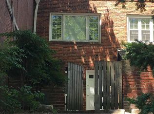 1028 Wisconsin Ave NW, Washington, DC 20007