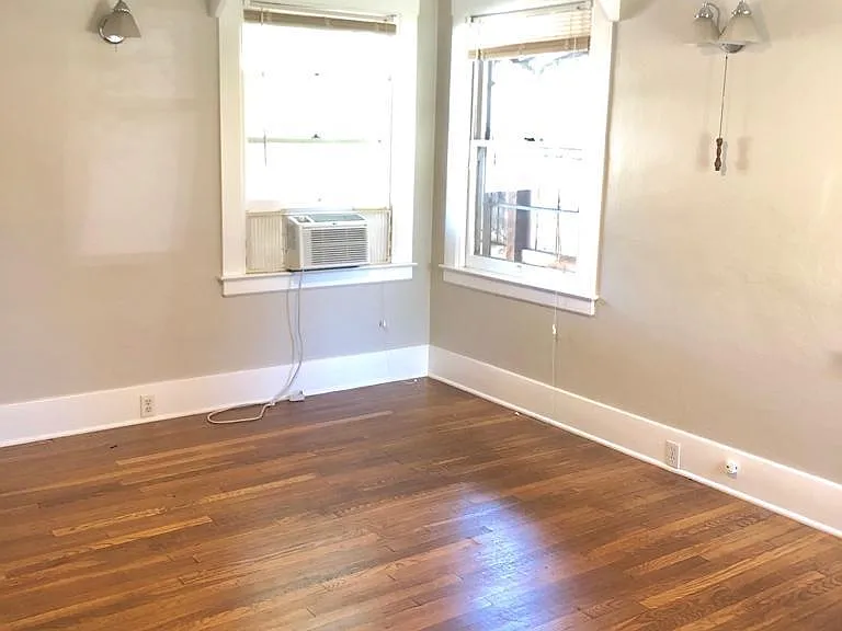 710 E Terrace Ave — Photo 12