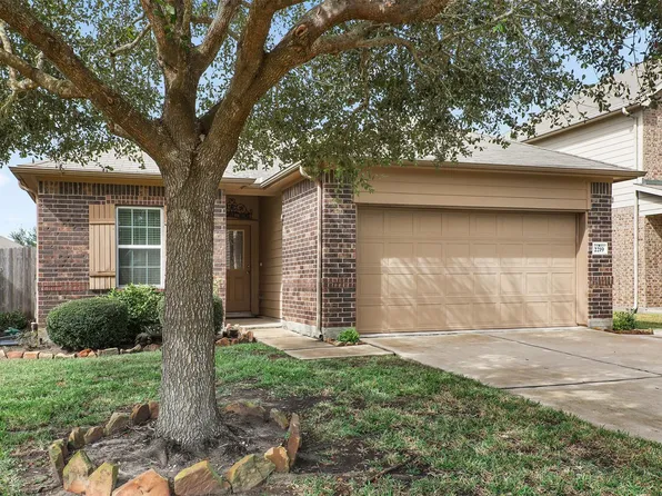 2219 Emerald Ln, Texas City, TX 77591