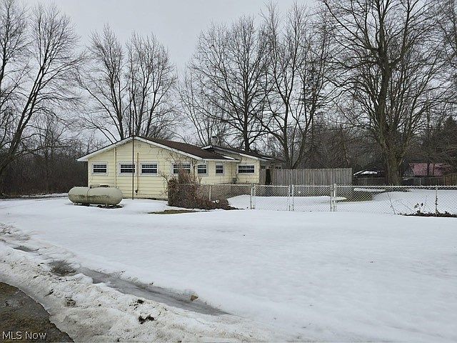 1st image of 6547 Highland Ave