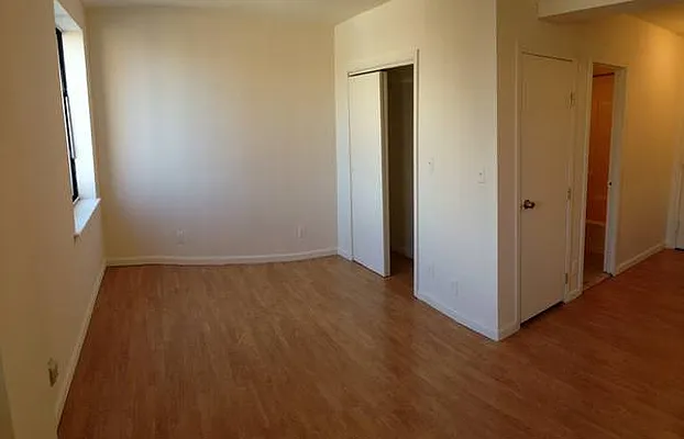 Rented by Walter & Samuels Inc | media 2