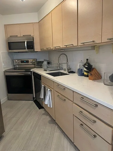 2 bed, 1140 sqft, $3,995 — Photo 4