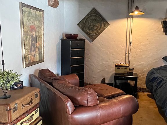 Extra seating area in the bedroom