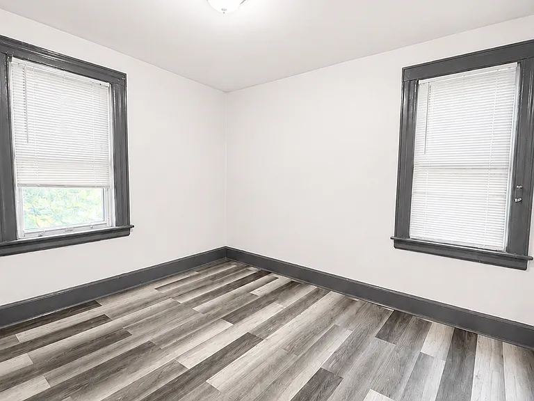 875 S 20th St #2 — Photo 16