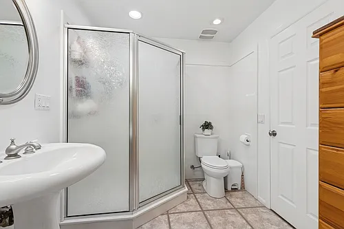 984 Cedar Knls Photo 1