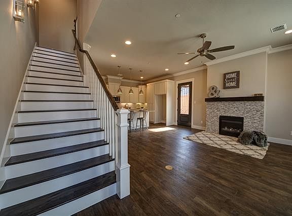 4th image of 236 Crickett Ct