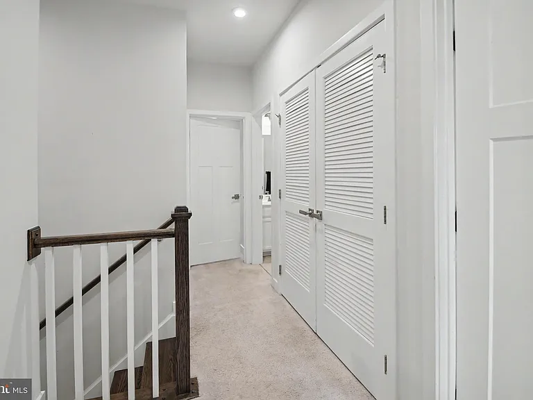 257 Sugar Maple Sq — Photo 13
