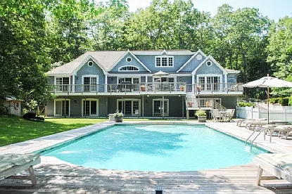 173 Northside Dr Photo 1