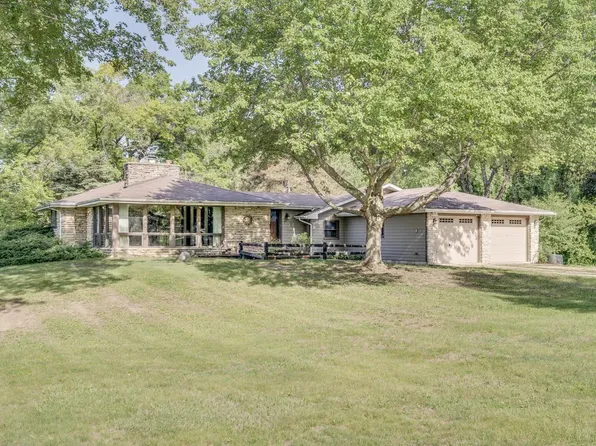 9000 263rd AVENUE, Salem, WI 53168