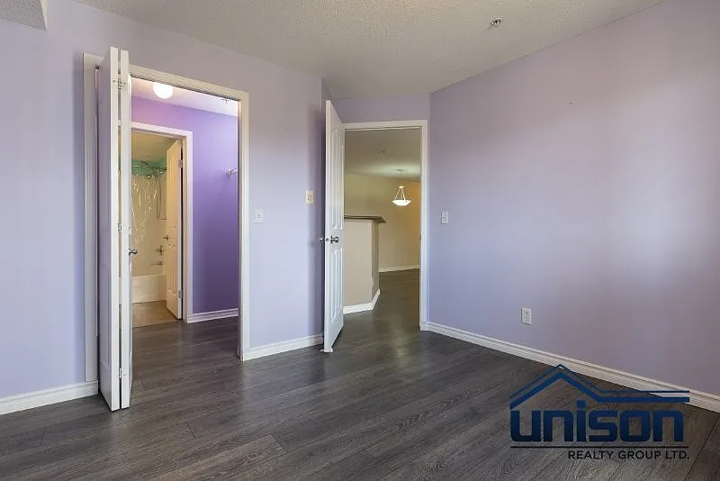 2 bed, 845 sqft, $1,900 — Photo 2