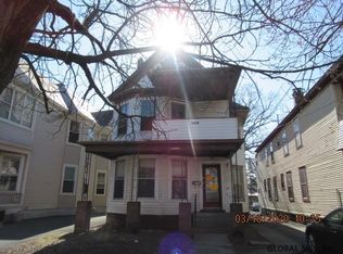 50 McClellan St, Schenectady, NY 12304