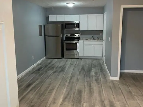 Hitching Post Apartments, 100 N Oakland St APT C, Colfax, IN 46035