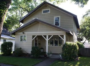 330 Kittson Ave, Grafton, ND 58237