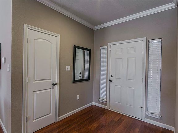 4th image of 411 Fernwood Dr