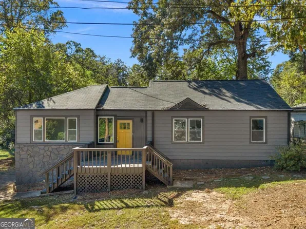 484 Lake Dr, Hapeville, GA 30354