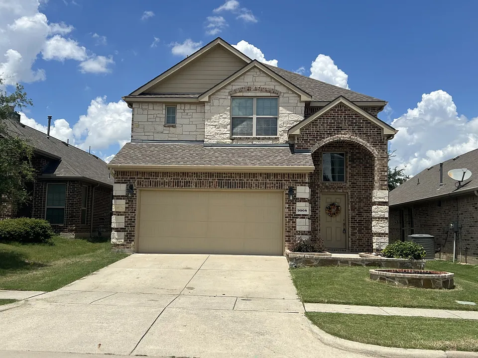 9908 Moccasin Creek Ln