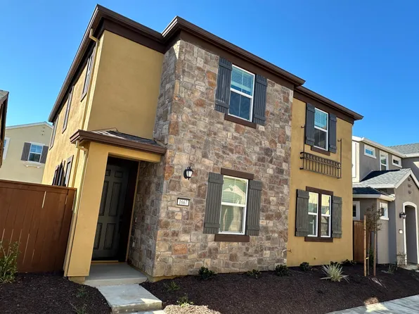1667 Pena Ln, Woodland, CA 95776