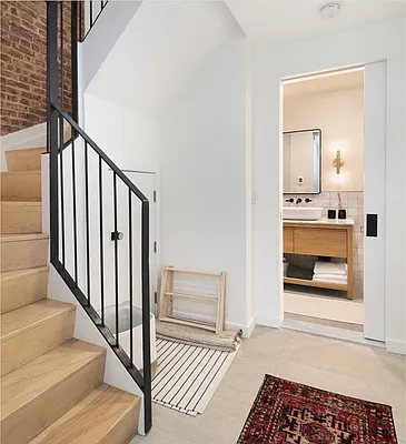 Rented by Compass | media 11