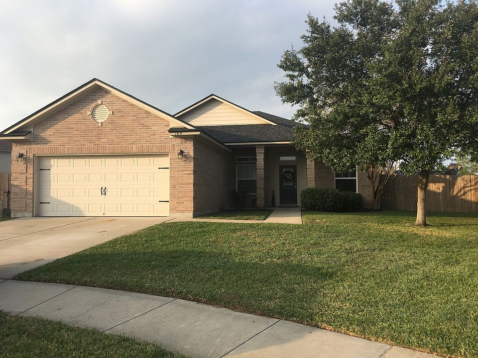 1st image of 109 Water Oak Ct