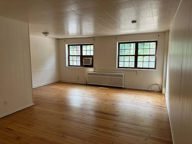 5424 Fifth Ave — Photo 90