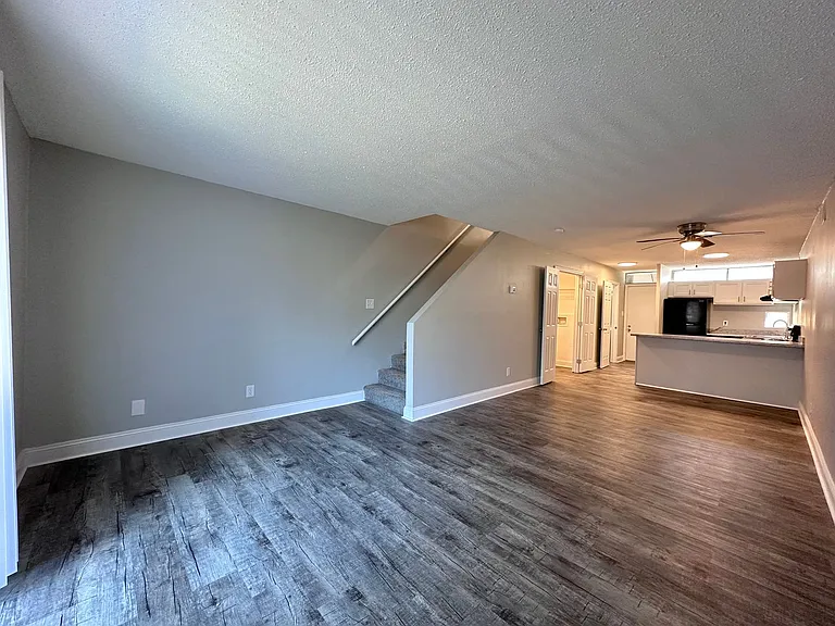 The Hammond Apartments — Photo 169
